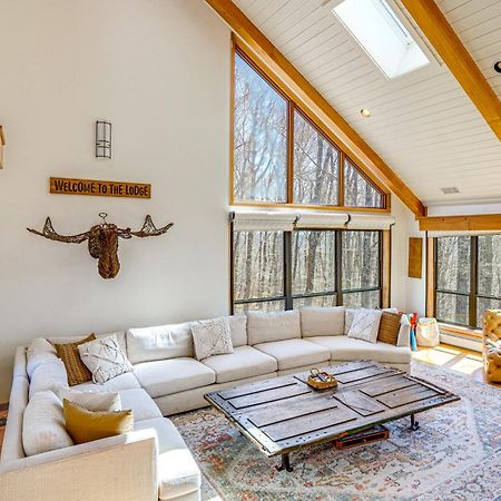 Wilmington Retreat With Deck, Lake Views And Game Room Extérieur photo